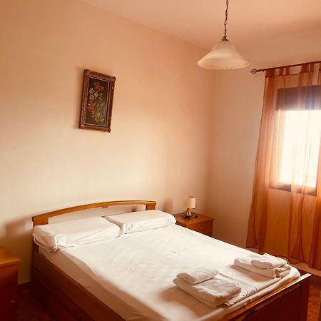 Comfort Guest Rooms Vila Hm Саранда Экстерьер фото