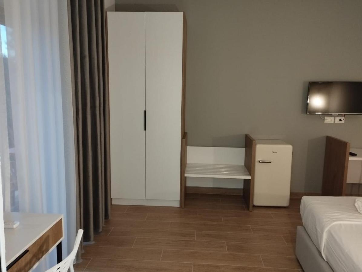 Comfort Guest Rooms Vila Hm Саранда Экстерьер фото