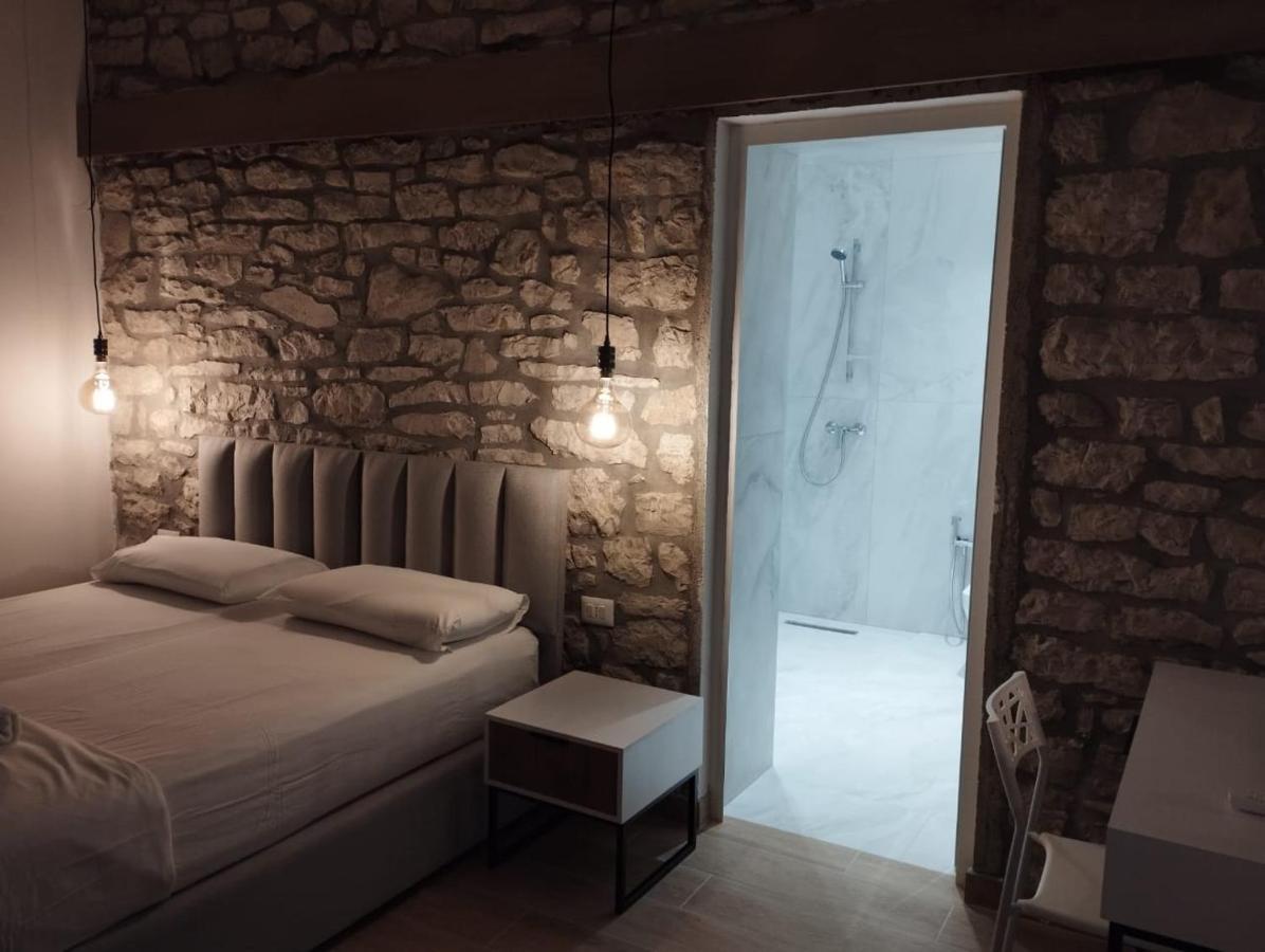 Comfort Guest Rooms Vila Hm Саранда Экстерьер фото