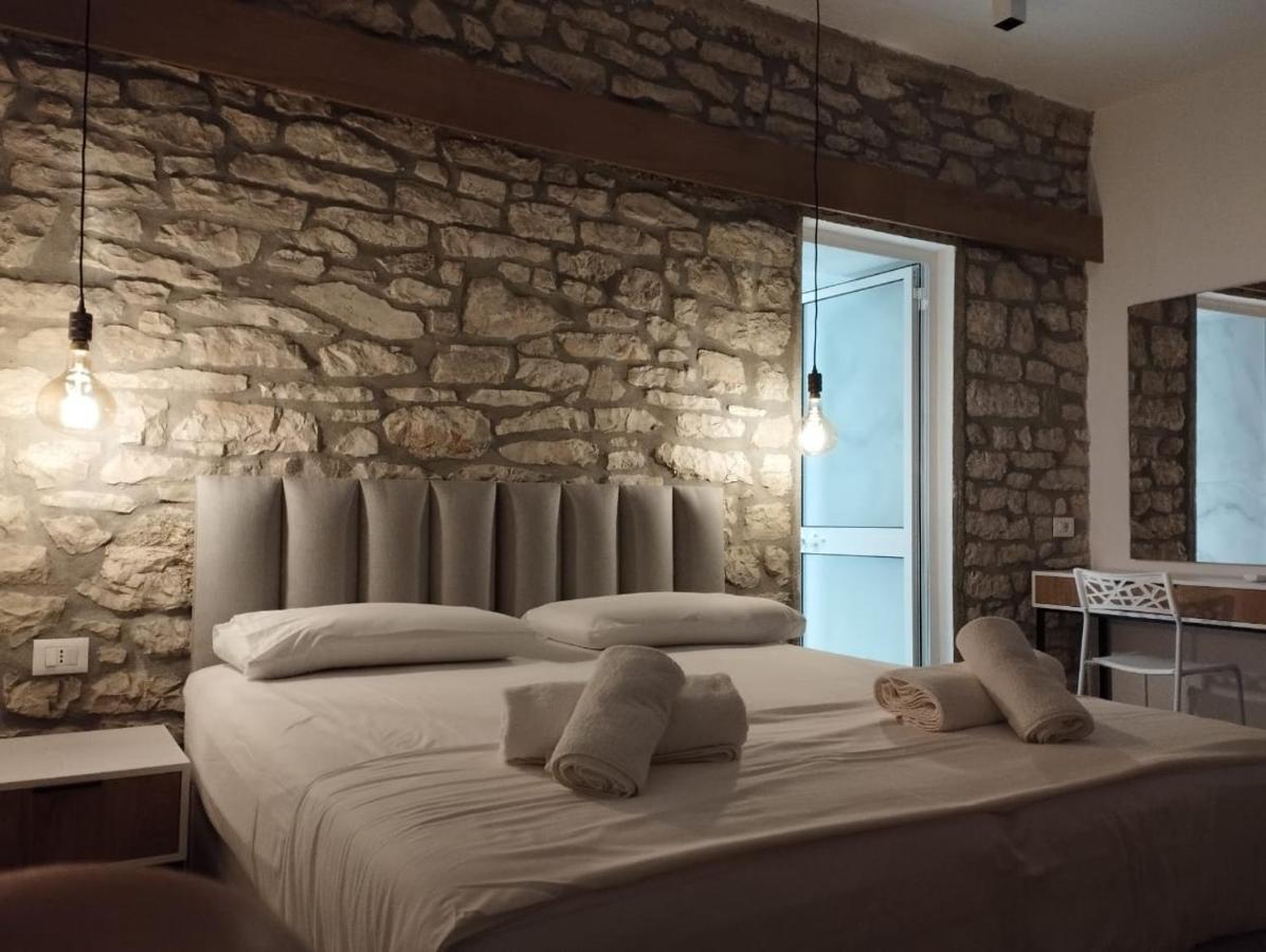 Comfort Guest Rooms Vila Hm Саранда Экстерьер фото