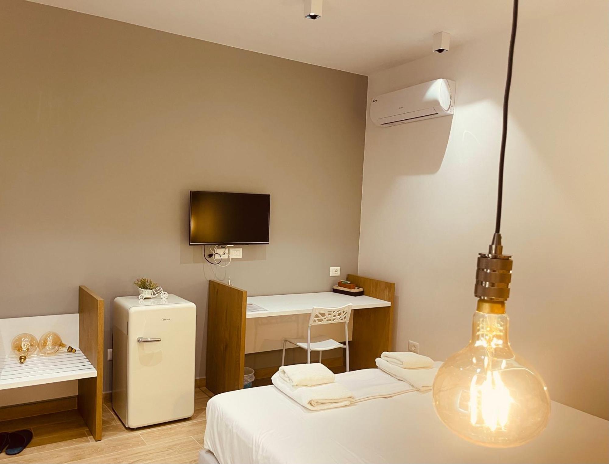 Comfort Guest Rooms Vila Hm Саранда Экстерьер фото