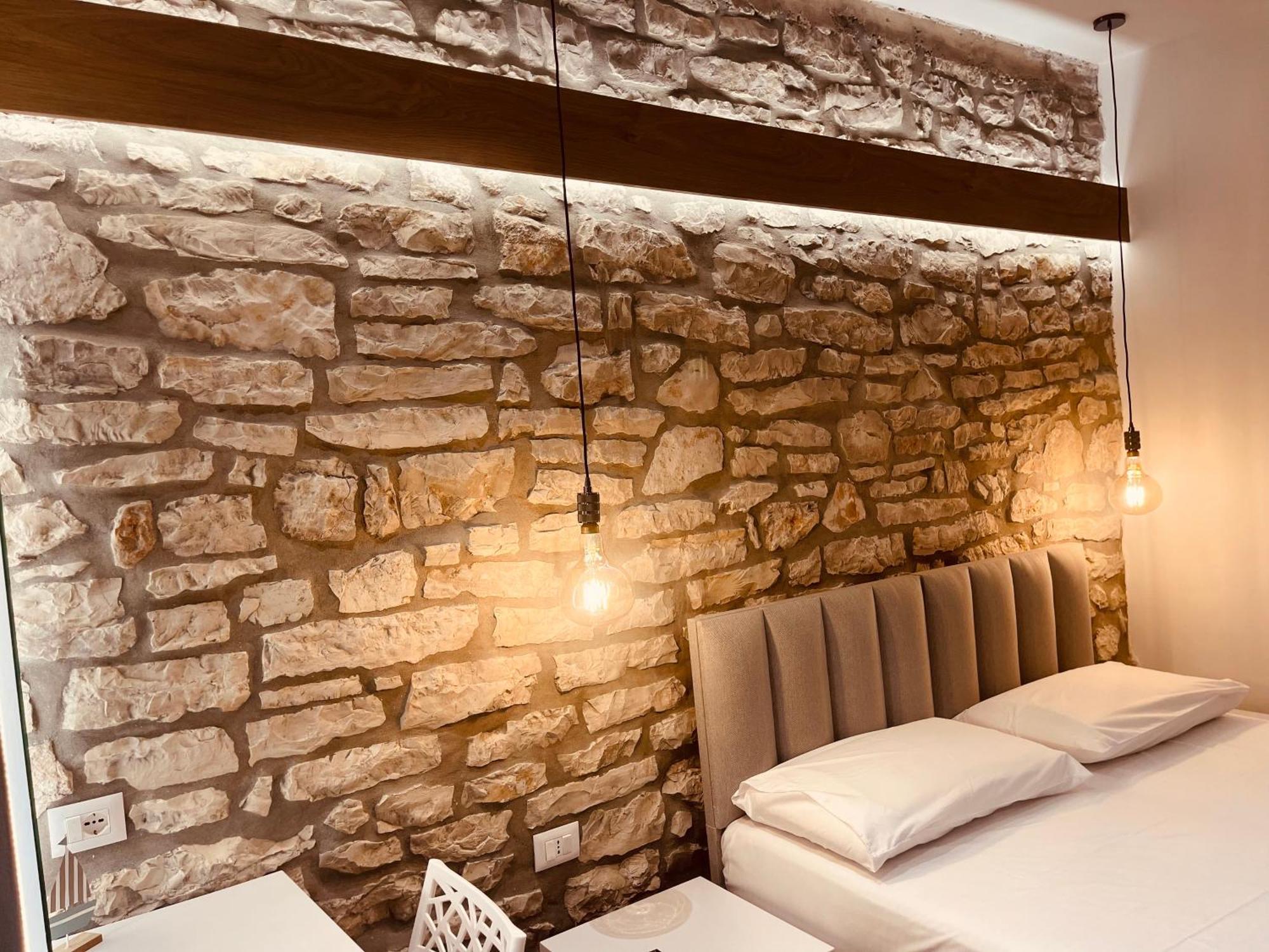 Comfort Guest Rooms Vila Hm Саранда Экстерьер фото