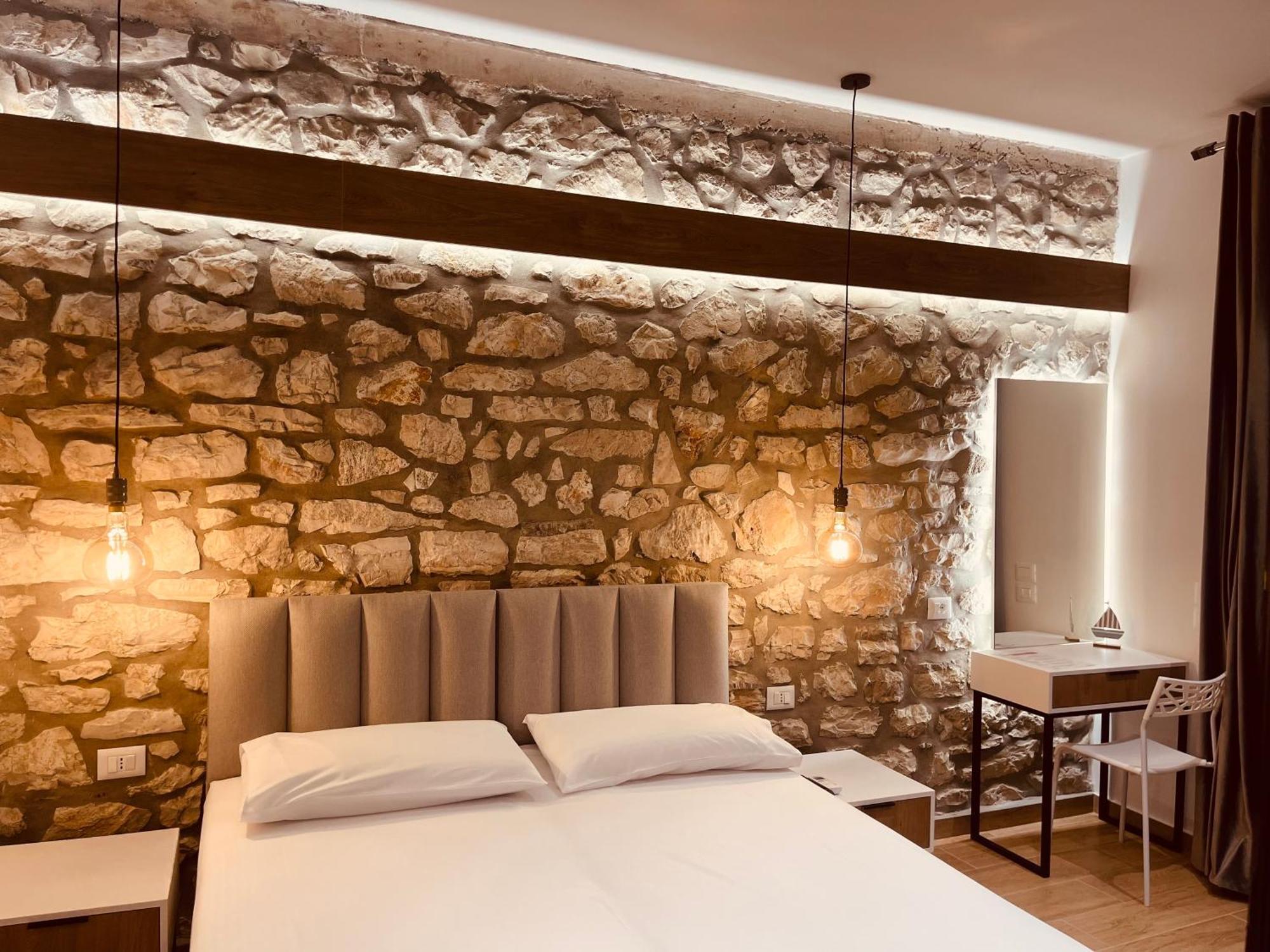 Comfort Guest Rooms Vila Hm Саранда Экстерьер фото